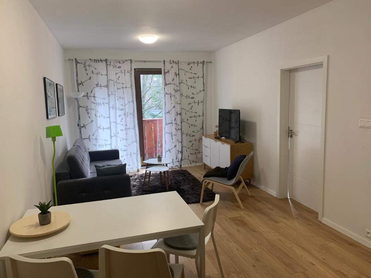 Apartman Jelen Chopok Juh-Trangoska Tale Exterior foto